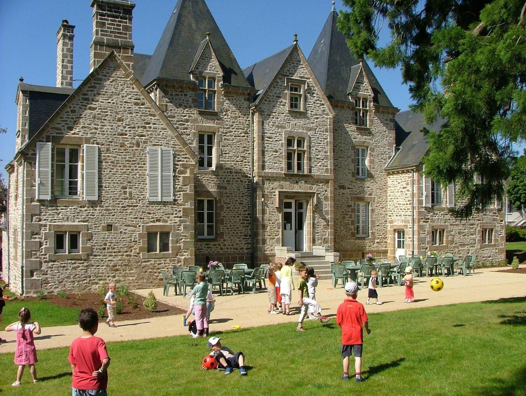 Chateau Du Bourg Saint-Denis-de-Gastines Εξωτερικό φωτογραφία
