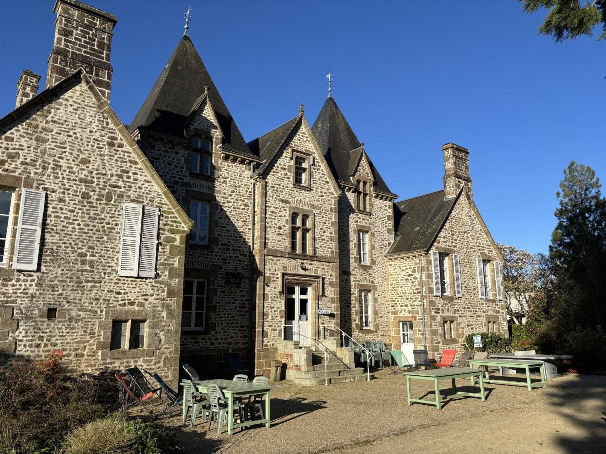 Chateau Du Bourg Saint-Denis-de-Gastines Εξωτερικό φωτογραφία